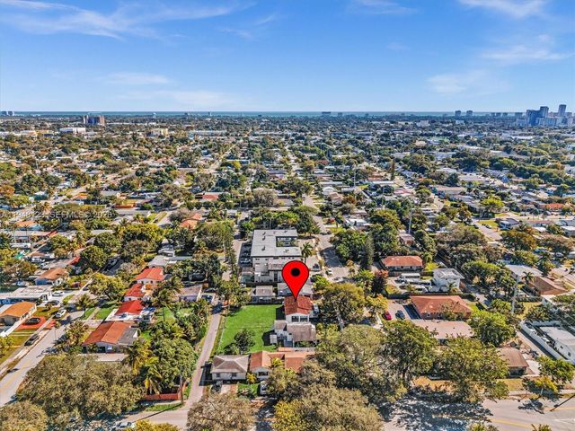 2539 Cleveland St, Hollywood, FL 33020