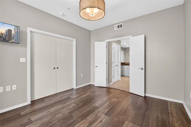 1600 Barton Springs RD 5308, Austin, TX 78704