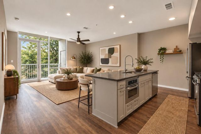 1600 Barton Springs RD 5308, Austin, TX 78704