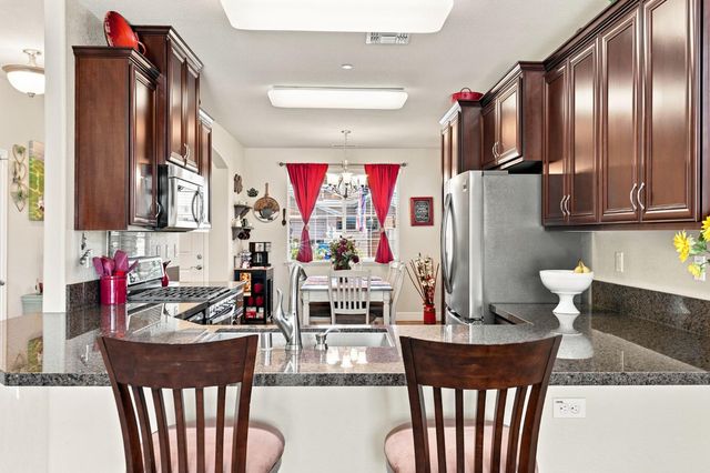101 Gerrard Ct, Roseville, CA 95661