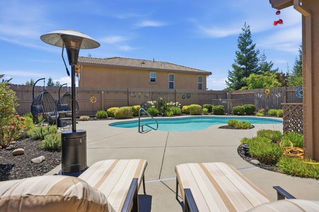 101 Gerrard Ct, Roseville, CA 95661