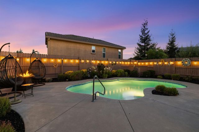 101 Gerrard Ct, Roseville, CA 95661