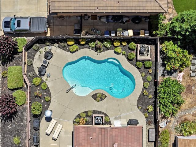 101 Gerrard Ct, Roseville, CA 95661