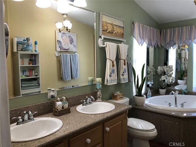 16601 S Garfield Avenue 804, Paramount, CA 90723