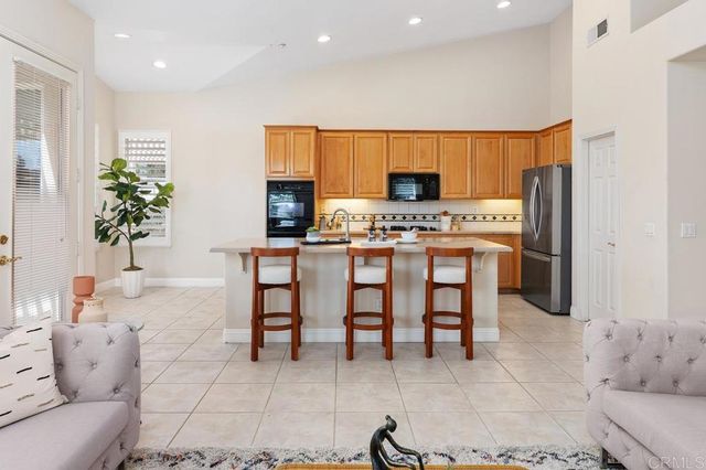 2435 Timber Creek Lane, Escondido, CA 92027