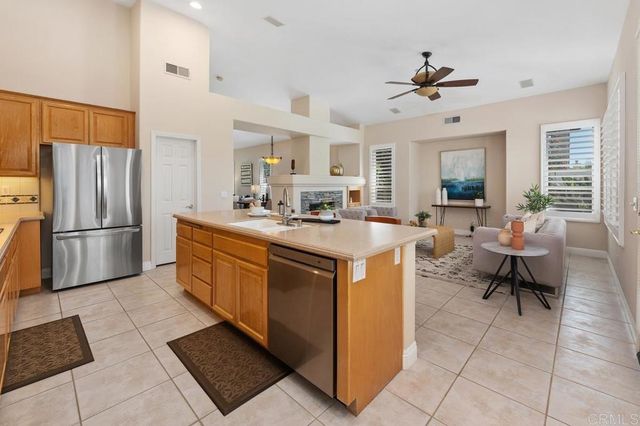 2435 Timber Creek Lane, Escondido, CA 92027