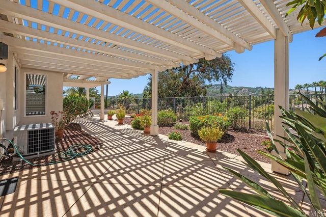 2435 Timber Creek Lane, Escondido, CA 92027