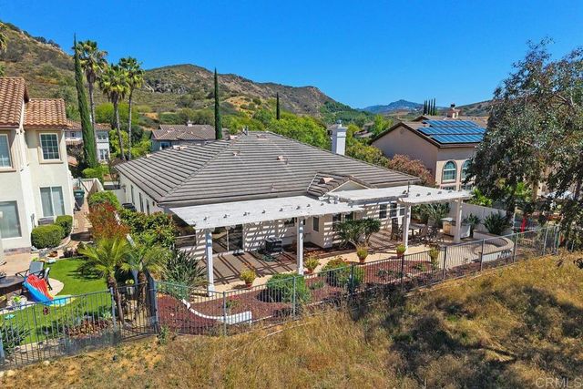 2435 Timber Creek Lane, Escondido, CA 92027