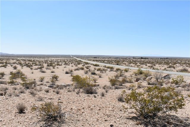 0 Vic Vac B210 STE, Lancaster, CA 93535