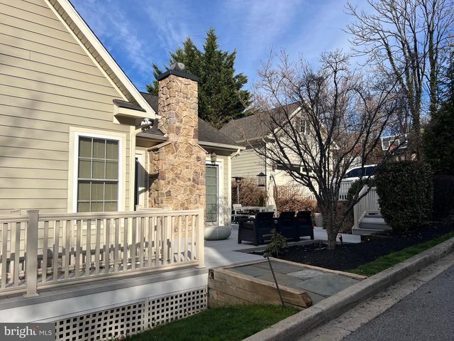 1102 WASHINGTONVILLE DR, Baltimore, MD 21210