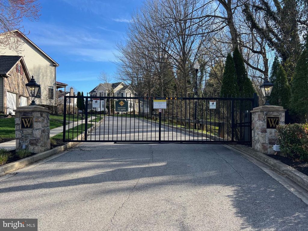 1102 WASHINGTONVILLE DR, Baltimore, MD 21210