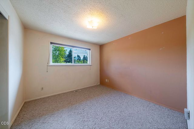 1850 Camp Baker Road, Medford, OR 97501