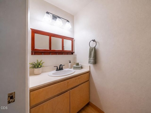 1850 Camp Baker Road, Medford, OR 97501