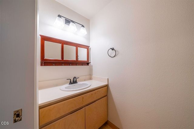 1850 Camp Baker Road, Medford, OR 97501