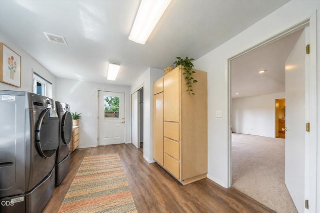 1850 Camp Baker Road, Medford, OR 97501