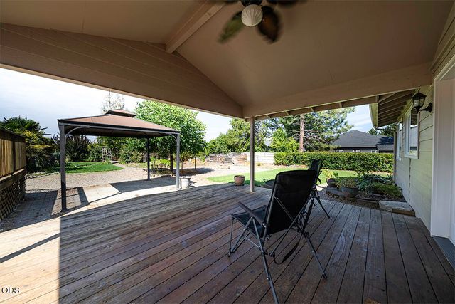 1850 Camp Baker Road, Medford, OR 97501
