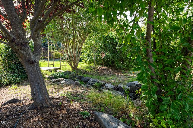 1850 Camp Baker Road, Medford, OR 97501