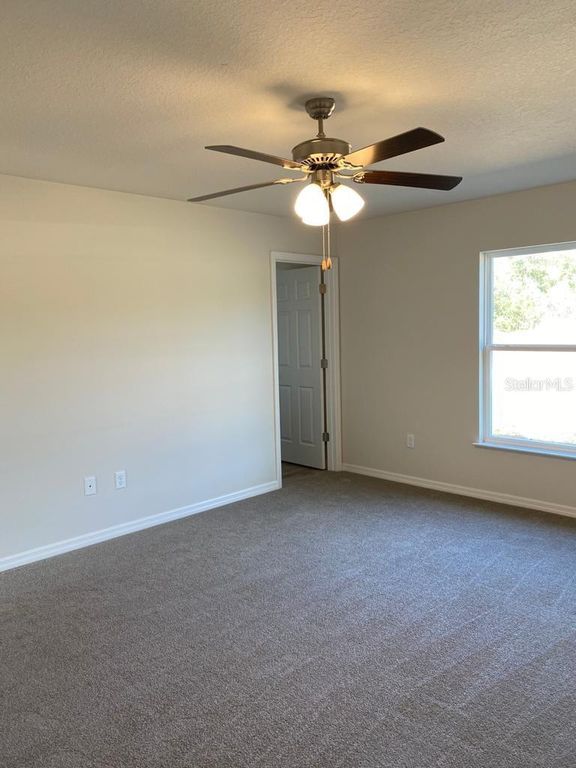 Image 24 of property listing at 3331 SW 153RD PLACE ROAD, Ocala, FL 34473