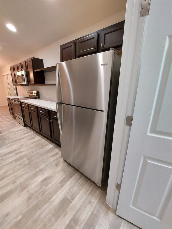 Image 10 of property listing at 3331 SW 153RD PLACE ROAD, Ocala, FL 34473