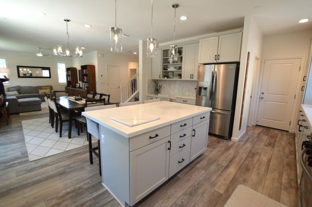 3504 Creekview Ct, Merced, CA 95340