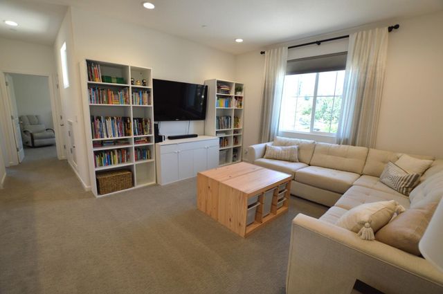 3504 Creekview Ct, Merced, CA 95340