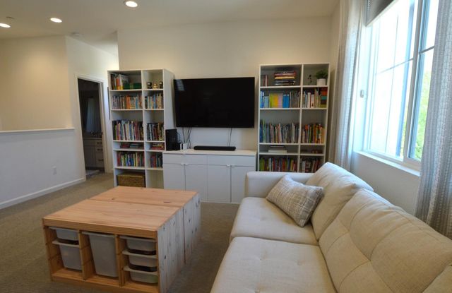 3504 Creekview Ct, Merced, CA 95340