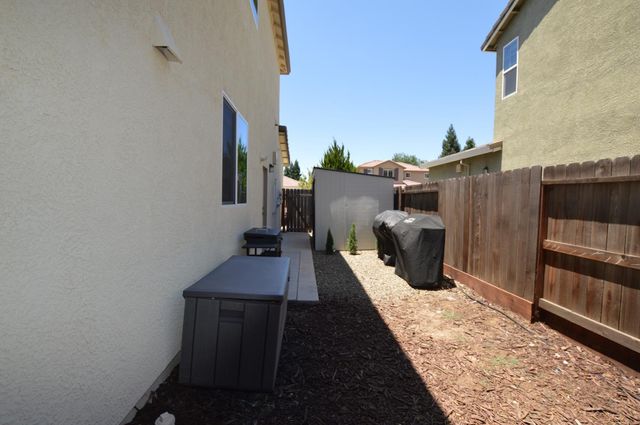 3504 Creekview Ct, Merced, CA 95340