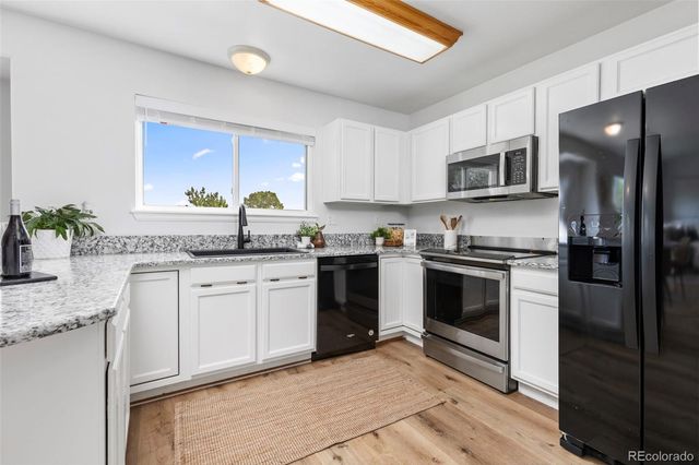 9914 Stonebriar Lane, Parker, CO 80134