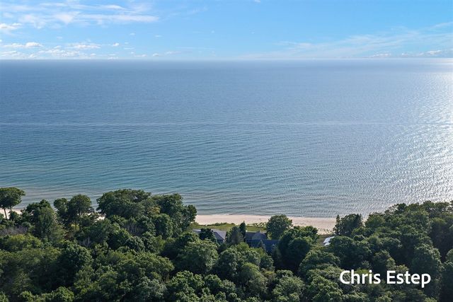 3787 N Scenic Drive, Muskegon, MI 49445