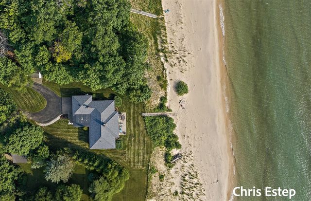 3787 N Scenic Drive, Muskegon, MI 49445