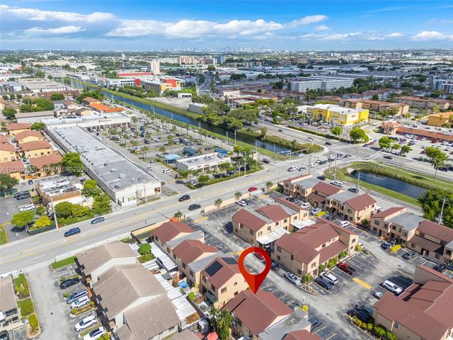 2421 W 52nd Place 2-1, Hialeah, FL 33016