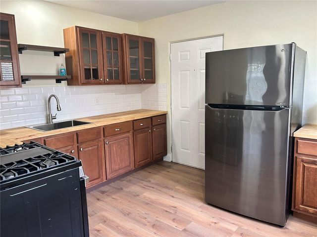 827 40TH STREET S, St Petersburg, FL 33711