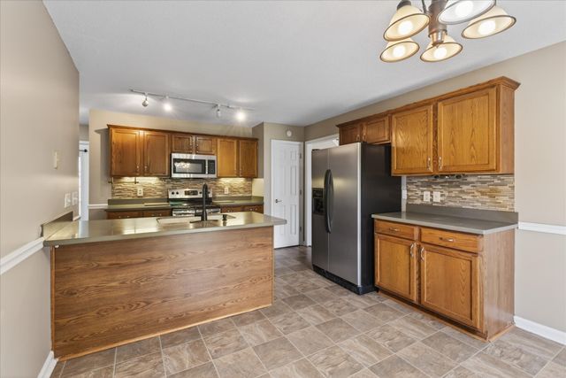 431 Cyprus Court, Clarksville, TN 37040