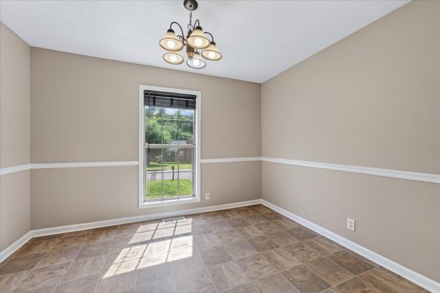 431 Cyprus Court, Clarksville, TN 37040