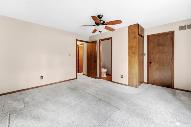7789 Stout Avenue, Grosse Ile, MI 48138
