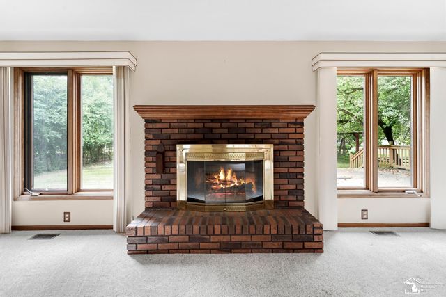 7789 Stout Avenue, Grosse Ile, MI 48138