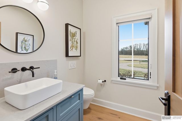 10617 N 156th Street, Bennington, NE 68007