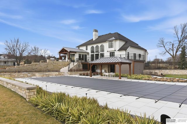 10617 N 156th Street, Bennington, NE 68007