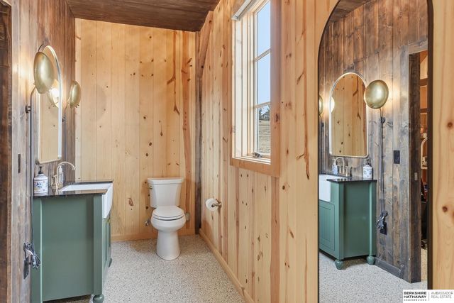 10617 N 156th Street, Bennington, NE 68007