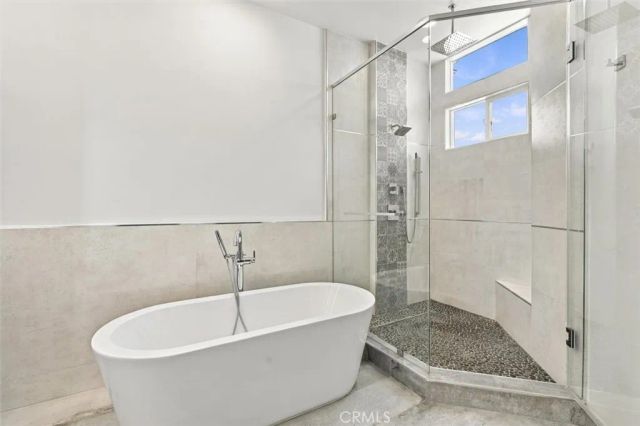 2307 Vanderbilt Lane B, Redondo Beach, CA 90278