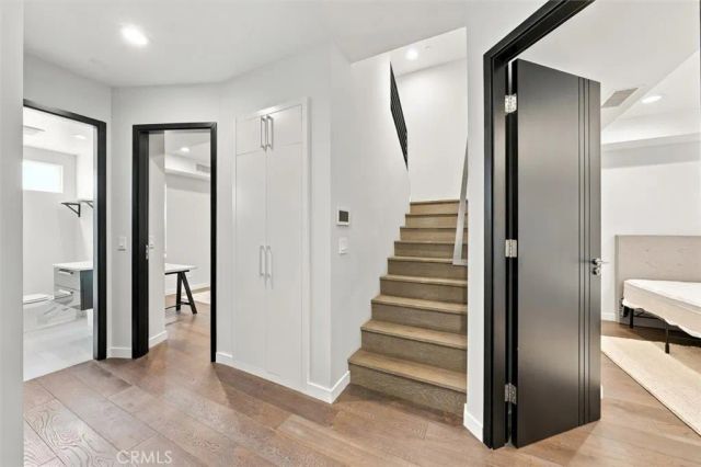 2307 Vanderbilt Lane B, Redondo Beach, CA 90278