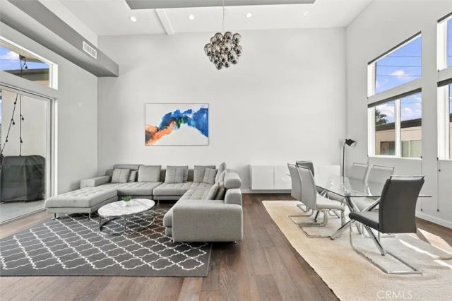 2307 Vanderbilt Lane B, Redondo Beach, CA 90278