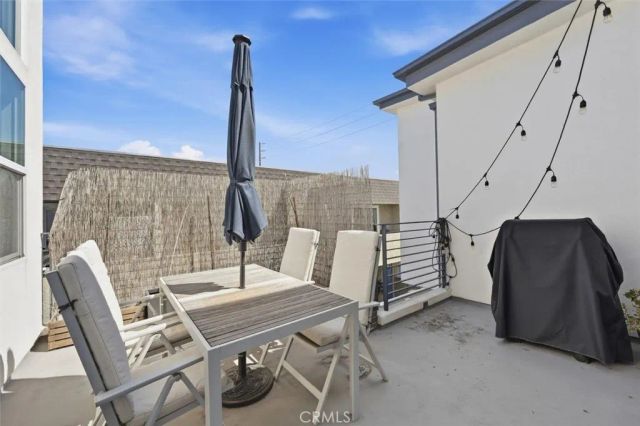 2307 Vanderbilt Lane B, Redondo Beach, CA 90278