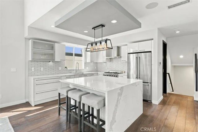 2307 Vanderbilt Lane B, Redondo Beach, CA 90278