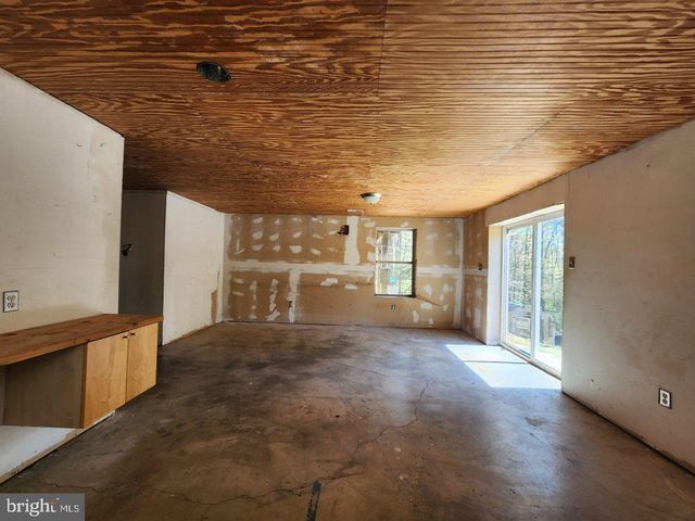 370 THUNDERBIRD DR, Lusby, MD 20657