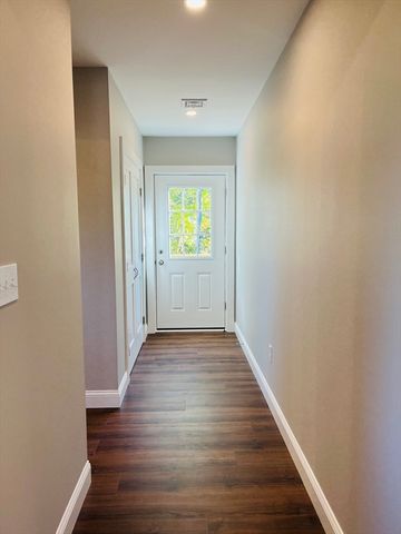 12A Lawton St A, Fairhaven, MA 02719