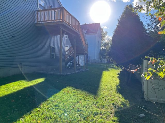 12A Lawton St A, Fairhaven, MA 02719