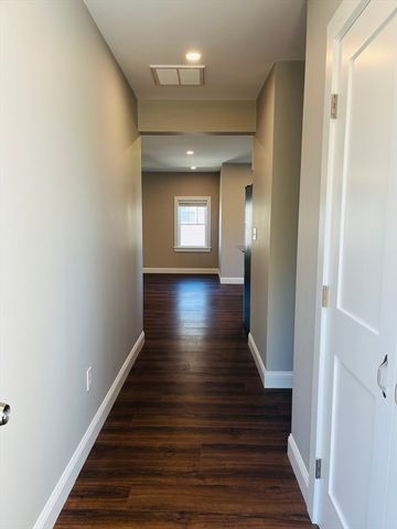 12A Lawton St A, Fairhaven, MA 02719