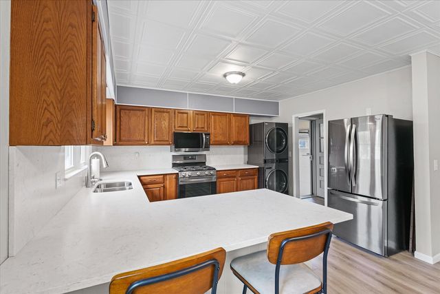 601 W Main Street, Clinton, IL 61727