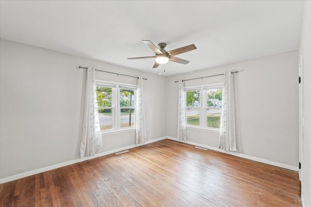 601 W Main Street, Clinton, IL 61727